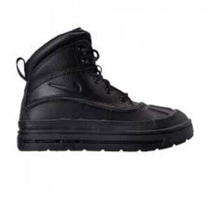 Nike Boy's Triple Black Woodside 2 524873-001 Mid-Top‎ Sneaker Size 12C